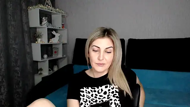 Snapshot of Amelia_Harper chatting on January 13, 2025, 2:42 pm Amelia Harper online show from January 13, 2025, 2:42 pm