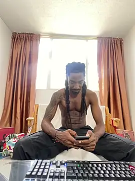 Snapshot of Malkon_Big chatting on May 31, 2026, 3:19 pm Malkon Big online show from May 31, 2026, 3:19 pm