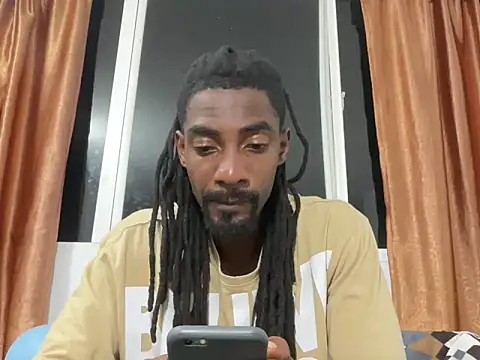 Snapshot of Malkon_Big chatting on June 13, 2026, 5:05 am Malkon Big online show from June 13, 2026, 5:05 am