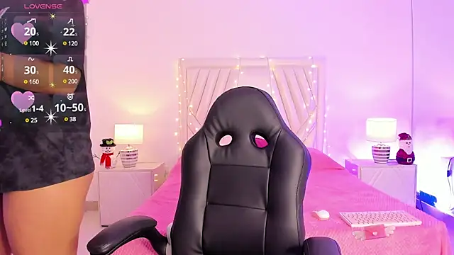 Snapshot of MavyStar chatting on December 28, 2024, 11:41 am MavyStar online show from December 28, 2024, 11:41 am