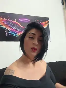 karenlennox1 online show from November 25, 2025, 11:38 pm