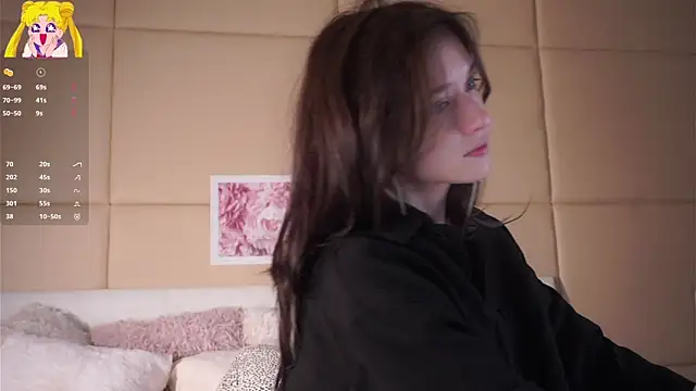 EdlinHargus online show from May 31, 2026, 1:03 am
