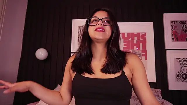 Sophia wilsonn  online show from February 21, 2026, 10:38 am