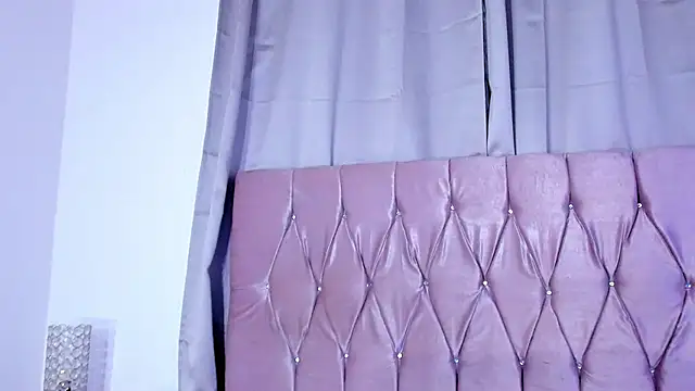 Snapshot of Ashley_piinkk_ chatting on March 10, 2025, 3:45 am Ashley piinkk online show from March 10, 2025, 3:45 am