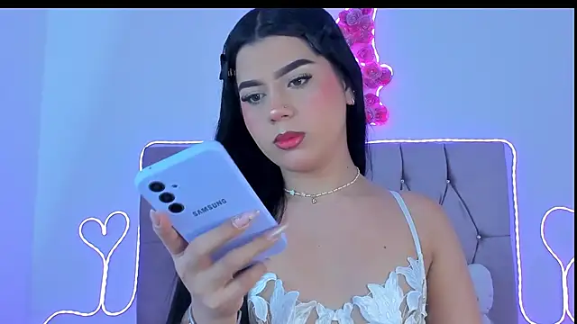 Snapshot of Ashley_piinkk_ chatting on March 21, 2026, 12:10 pm Ashley piinkk online show from March 21, 2026, 12:10 pm