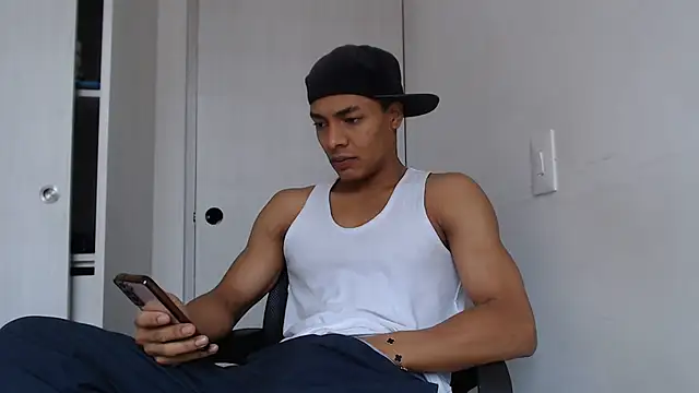 Jhonyblack 1 online show from July 3, 2026, 2:23 pm