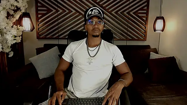 Snapshot of JamalMyst chatting on May 20, 2026, 8:37 pm JamalMyst online show from May 20, 2026, 8:37 pm