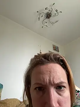 UmaTruewoman online show from June 27, 2026, 5:34 am