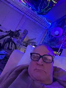 Snapshot of Mimmoromeo1973 chatting on March 25, 2026, 3:56 am Mimmoromeo1973 online show from March 25, 2026, 3:56 am