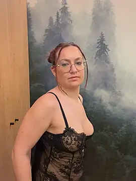 ladoucedu34 online show from June 16, 2026, 3:36 pm