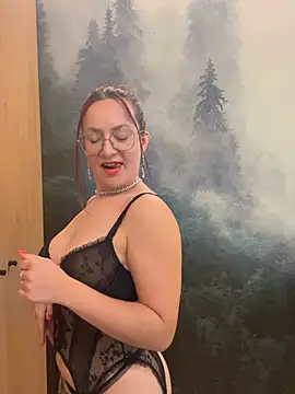 ladoucedu34 online show from July 6, 2026, 3:47 pm