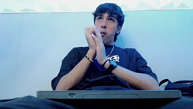 Snapshot of Jake_tripp chatting on October 23, 2025, 5:07 am Jake tripp online show from October 23, 2025, 5:07 am