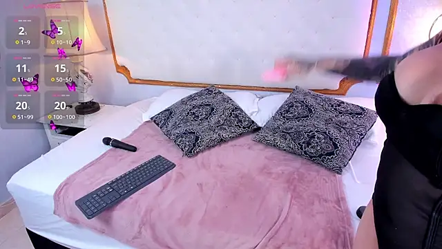 Snapshot of Paiige_peach chatting on September 17, 2025, 7:48 pm Paiige peach online show from September 17, 2025, 7:48 pm