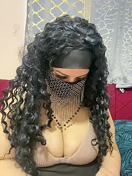 mari layali online show from November 4, 2025, 7:02 pm