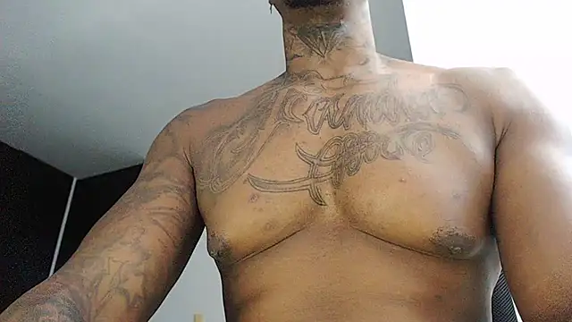 jhon tomson1 online show from October 6, 2025, 10:40 pm