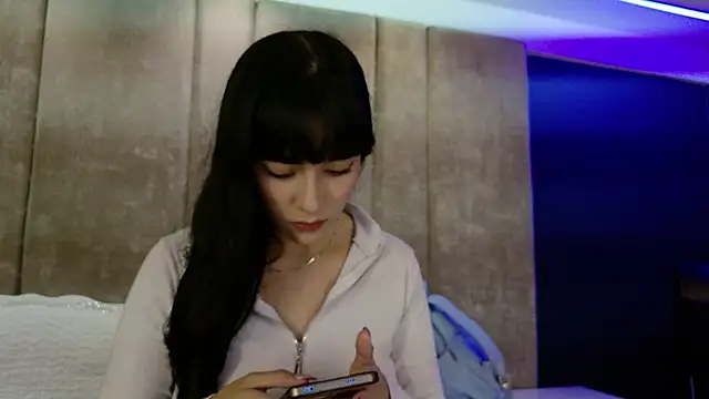 Susa1userma  online show from November 15, 2025, 7:43 pm