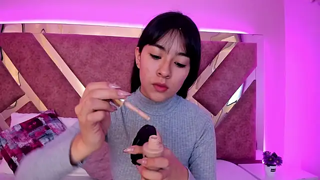 Susa1userma  online show from December 16, 2025, 9:47 am