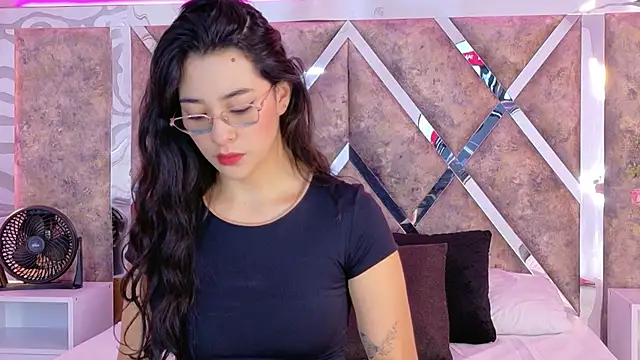Snapshot of Susa1userma_ chatting on May 29, 2026, 11:30 am Susa1userma online show from May 29, 2026, 11:30 am