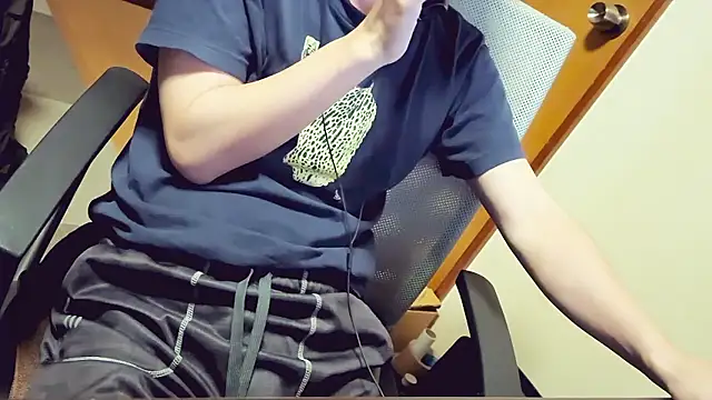 Snapshot of yukitaka_001 chatting on July 15, 2026, 6:46 pm yukitaka 001 online show from July 15, 2026, 6:46 pm