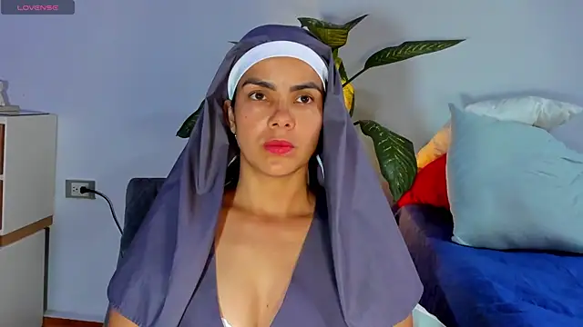 Snapshot of ClaraMariaMon chatting on February 12, 2025, 6:19 pm ClaraMariaMon online show from February 12, 2025, 6:19 pm