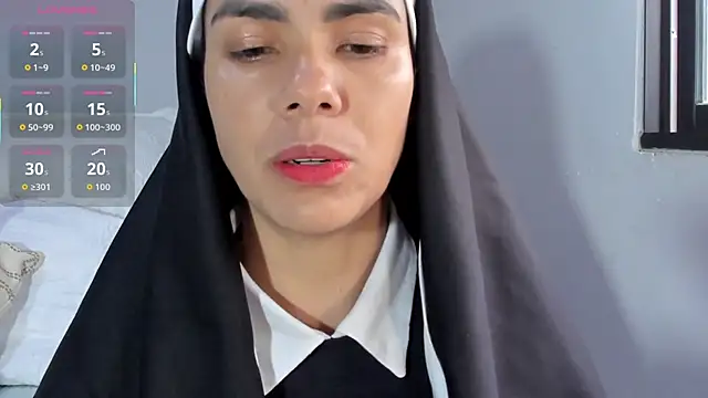 Snapshot of ClaraMariaMon chatting on October 6, 2025, 2:25 pm ClaraMariaMon online show from October 6, 2025, 2:25 pm