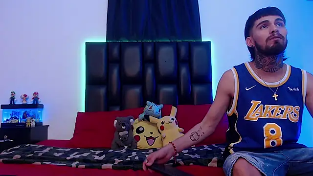 Snapshot of Brutal_Sex_Fucking chatting on March 2, 2025, 10:48 pm Brutal Sex Fucking online show from March 2, 2025, 10:48 pm