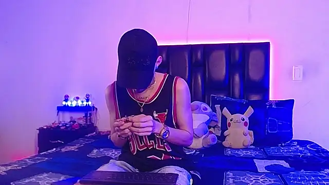 Snapshot of Brutal_Sex_Fucking chatting on November 24, 2025, 9:58 pm Brutal Sex Fucking online show from November 24, 2025, 9:58 pm