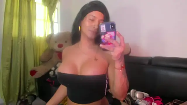 jennifer ts online show from June 29, 2026, 5:46 pm