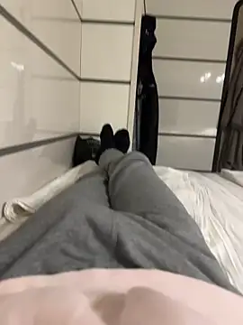 Snapshot of young1fucker chatting on December 15, 2024, 10:39 am young1fucker online show from December 15, 2024, 10:39 am