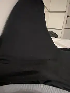 young1fucker online show from December 17, 2024, 1:27 pm