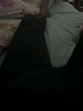 Snapshot of young1fucker chatting on October 21, 2025, 2:40 pm young1fucker online show from October 21, 2025, 2:40 pm