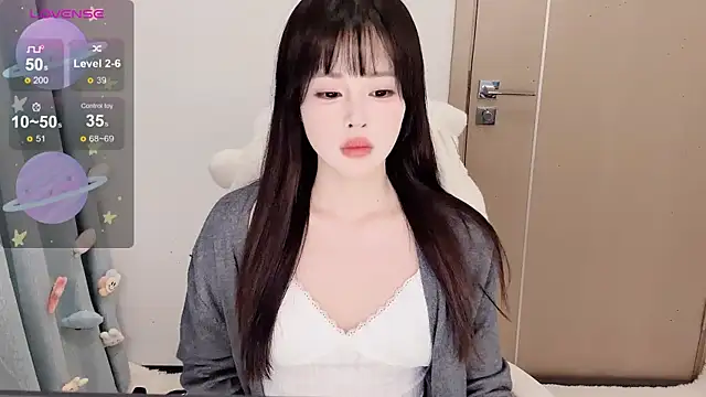 Mini-X online show from October 22, 2025, 10:48 am