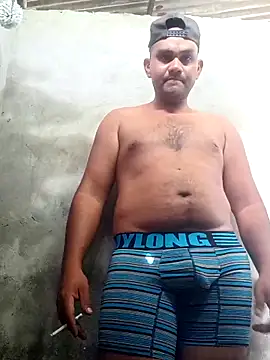 Snapshot of travieso2893 chatting on May 16, 2026, 5:45 pm travieso2893 online show from May 16, 2026, 5:45 pm