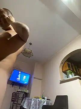 Nikolaiyy online show from September 10, 2025, 9:26 pm