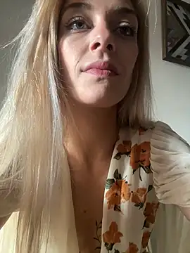 Snapshot of Lolitaxlola chatting on March 16, 2025, 3:50 pm Lolitaxlola online show from March 16, 2025, 3:50 pm