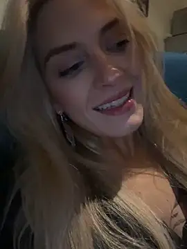 Snapshot of Lolitaxlola chatting on March 16, 2025, 6:55 pm Lolitaxlola online show from March 16, 2025, 6:55 pm