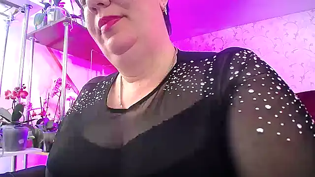  Sweet Woman online show from March 8, 2025, 9:17 am