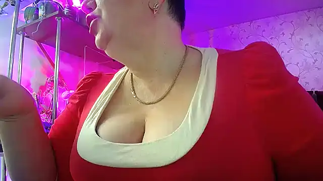  Sweet Woman online show from March 22, 2025, 5:28 am