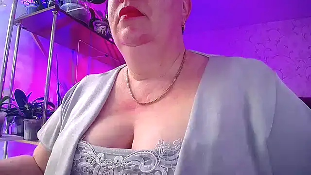  Sweet Woman online show from February 23, 2026, 1:41 pm