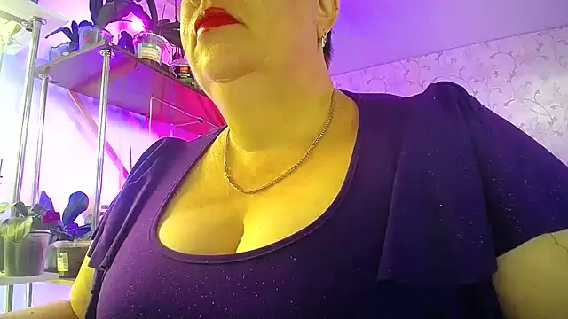  Sweet Woman online show from July 4, 2026, 5:57 am
