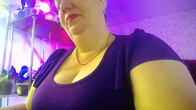  Sweet Woman online show from July 7, 2026, 5:43 am