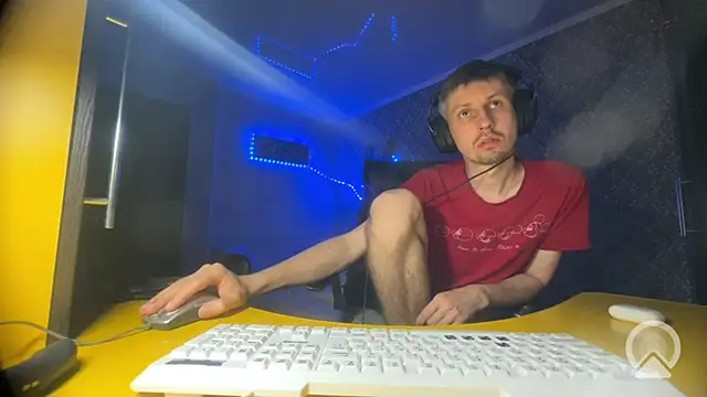 Aki-Laky online show from July 12, 2026, 7:27 pm