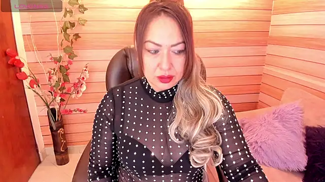 marien thomson  online show from October 16, 2025, 2:12 am