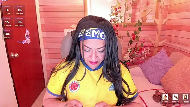 marien thomson  online show from June 17, 2026, 10:54 pm