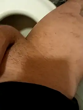 Snapshot of Porco81cazzo chatting on December 14, 2025, 3:39 pm Porco81cazzo online show from December 14, 2025, 3:39 pm