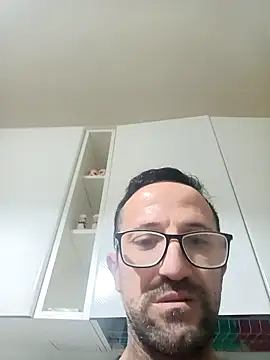 Snapshot of Porco81cazzo chatting on January 11, 2026, 11:32 pm Porco81cazzo online show from January 11, 2026, 11:32 pm