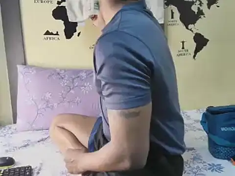 loveboyrp online show from March 21, 2025, 2:51 pm