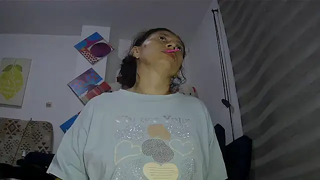 sexy mary 69 online show from May 3, 2026, 2:28 am