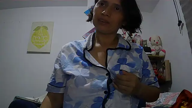 sexy mary 69 online show from July 14, 2026, 11:32 pm