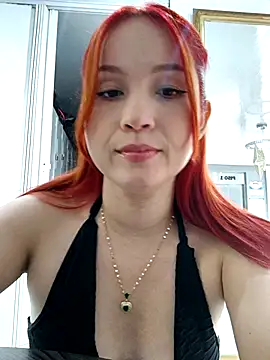 ELIZABETT  online show from March 5, 2025, 7:17 pm